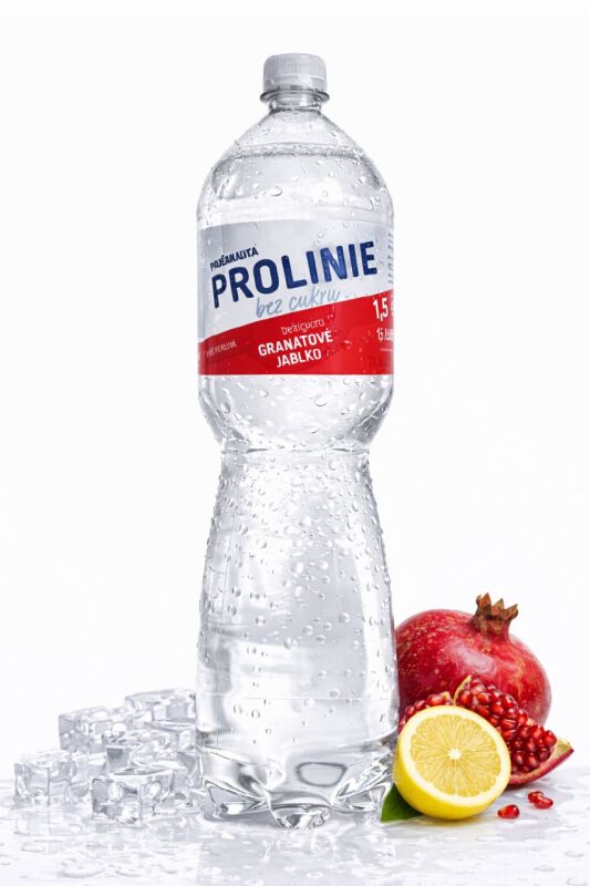 Poděbradka Prolinie Jemně perlivá s příchutí granátové jablko 1,5l